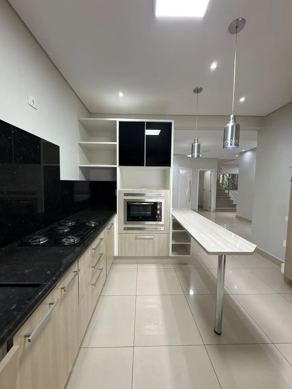 Casa, 3 quartos, 205 m² - Foto 2