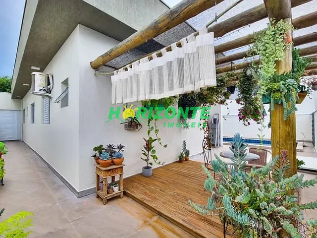 Casa com 300m² 3 quartos e 3 banheiros, à venda, no bairro Residencial Terras Do Vale em Caçapava