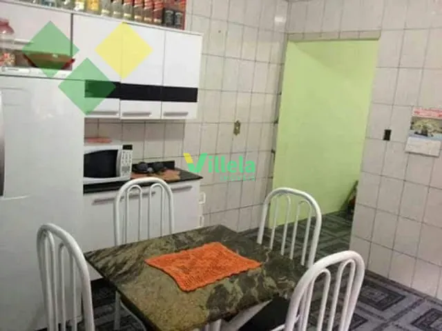 Casa à venda, no bairro Jardim Nápoli em Itaquaquecetuba