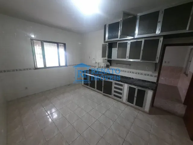 Casa para alugar, no bairro Centro em Maricá