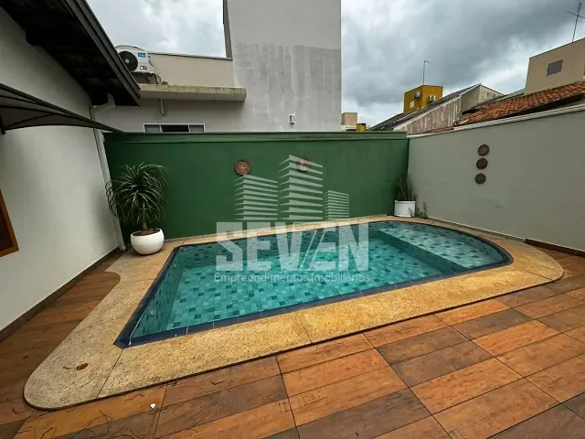 Casa com 308m² 3 quartos e 4 banheiros, à venda, no bairro Residencial Villaggio em Bauru
