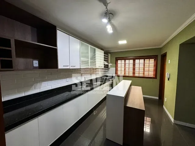 Casa com 308m² 3 quartos e 4 banheiros, à venda, no bairro Residencial Villaggio em Bauru