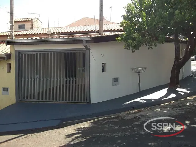Casa 2 quartos e 1 banheiro, para alugar, no bairro Jardim de Éden em Nova Odessa