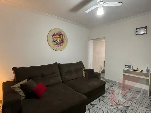 Casa 2 quartos e 2 banheiros, à venda, no bairro Ocian em Praia Grande
