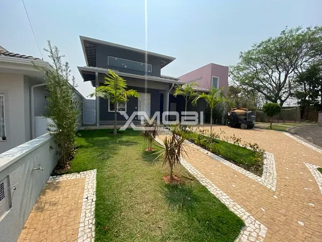 Casa com 301m² 3 quartos e 5 banheiros, à venda, no bairro Lenheiro em Valinhos