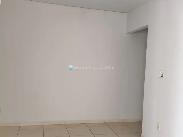Casa 1 quarto e 1 banheiro, para alugar, no bairro Vila Elmaz em São José do Rio Preto