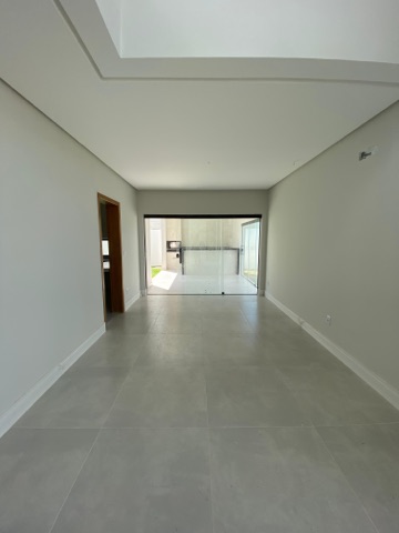 Casa com 215m² 3 quartos e 4 banheiros, à venda, no bairro Parque Tarcisio Miranda em Campos dos Goytacazes