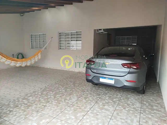 Casa com 200m² 3 quartos e 3 banheiros, à venda, no bairro Vânia em Londrina