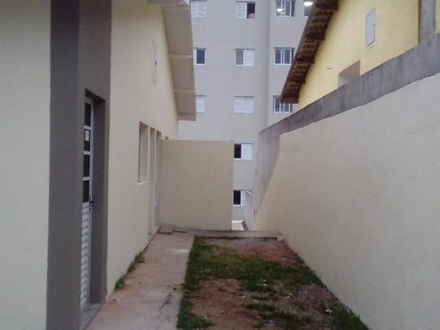 Foto do Casa - Casa com 2 dormitórios para alugar, 58 m² por R$ 1.142,17/mês - Jardim Santa Júlia - São José dos Campos/SP | RUSSI IMÓVEIS