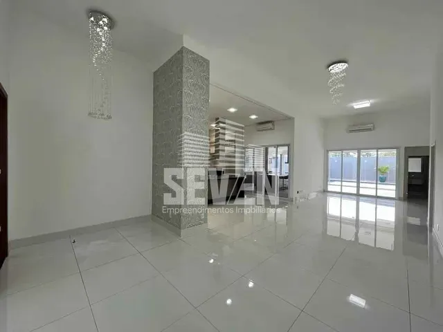 Casa com 650m² 4 quartos e 6 banheiros, à venda ou para alugar, no bairro Residencial Villa Lobos em Bauru