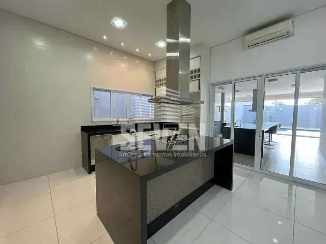 Casa com 650m² 4 quartos e 6 banheiros, à venda ou para alugar, no bairro Residencial Villa Lobos em Bauru