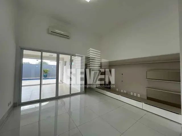 Casa com 650m² 4 quartos e 6 banheiros, à venda ou para alugar, no bairro Residencial Villa Lobos em Bauru