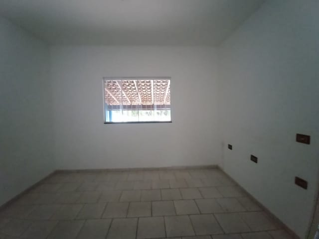 Casa com 150m² 2 quartos e 1 banheiro, para alugar, no bairro Jardim Magalhães em São João da Boa Vista