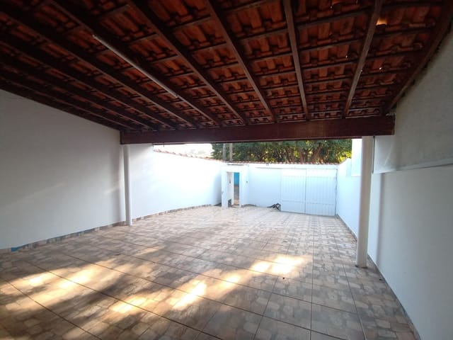 Casa com 150m² 2 quartos e 1 banheiro, para alugar, no bairro Jardim Magalhães em São João da Boa Vista