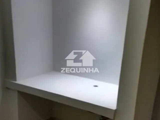 Casa com 250m² 8 quartos e 2 banheiros, à venda, no bairro Rio Pequeno em Sao Paulo