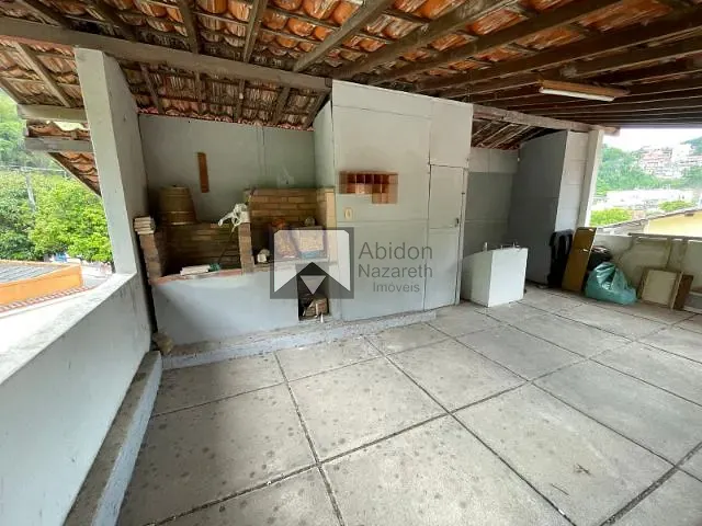 Casa 5 quartos e 4 banheiros, à venda, no bairro Fátima em Niterói