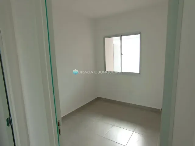 Casa com 100m² 2 quartos e 1 banheiro, para alugar, no bairro Garden RNI em Bady Bassitt
