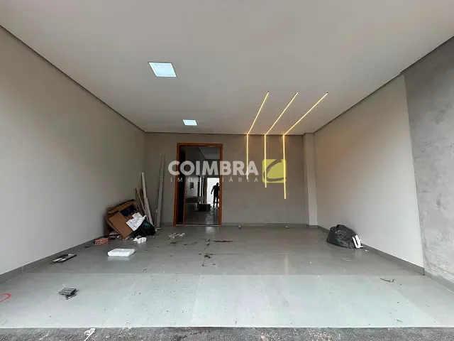Casa com 300m² 3 quartos e 4 banheiros, para alugar, no bairro Vigia em Santarém