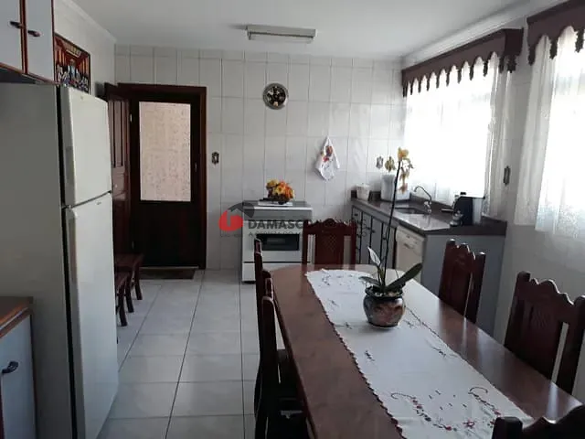 Casa com 236m² 2 quartos e 2 banheiros, à venda, no bairro Prosperidade em São Caetano do Sul