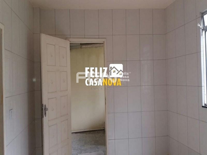 Casa à venda com 2 quartos, 10m² - Foto 11