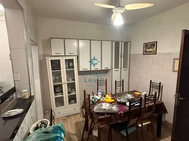 Casa 2 quartos e 1 banheiro, à venda, no bairro São Paulo em Belo Horizonte