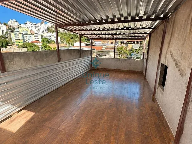 Casa 2 quartos e 1 banheiro, à venda, no bairro São Paulo em Belo Horizonte