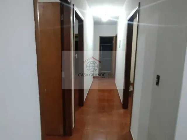 Casa 3 quartos e 2 banheiros, para alugar, no bairro Jardim Novo Horizonte em Rolândia