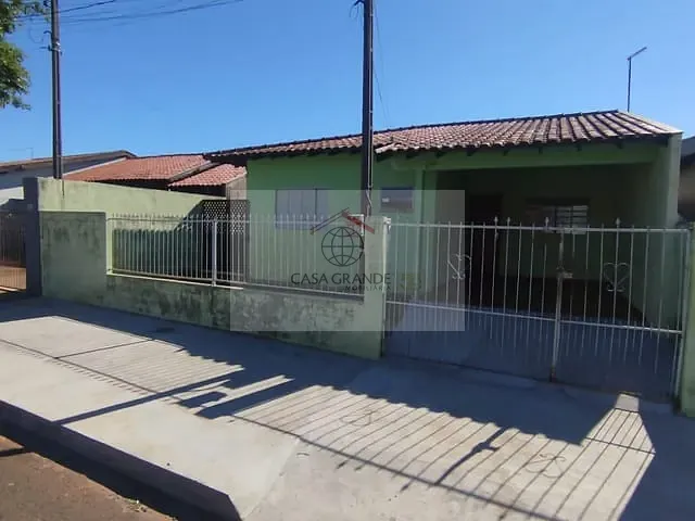 Casa 3 quartos e 2 banheiros, para alugar, no bairro Jardim Novo Horizonte em Rolândia
