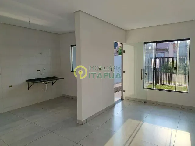 Casa com 125m² 3 quartos e 1 banheiro, à venda, no bairro Tropical em Londrina