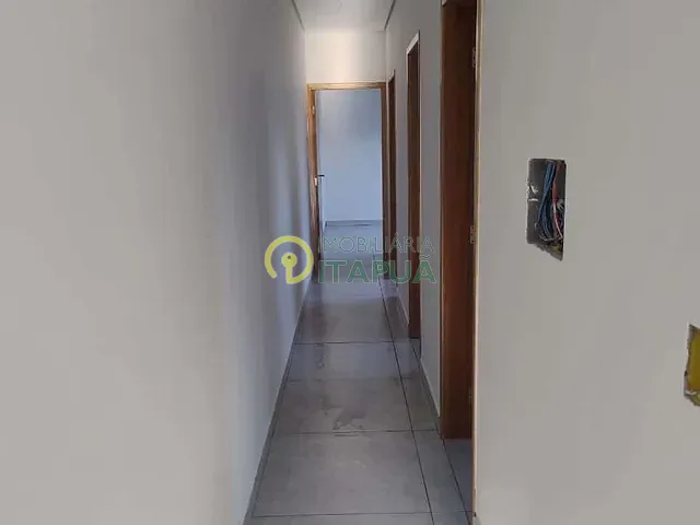 Casa com 125m² 3 quartos e 1 banheiro, à venda, no bairro Tropical em Londrina
