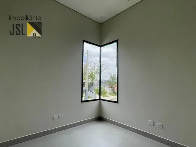 Casa com 300m² 3 quartos e 2 banheiros, à venda, no bairro Condomínio Terras do Vale em Caçapava