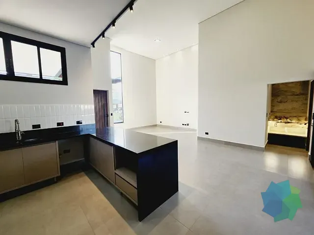 Casa com 508m² 3 quartos e 4 banheiros, à venda, no bairro São João em Salto