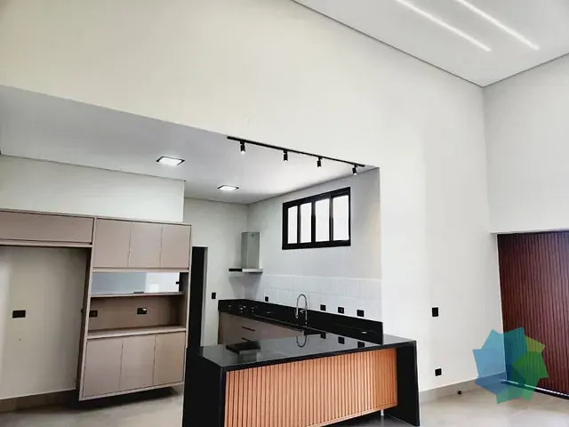 Casa com 508m² 3 quartos e 4 banheiros, à venda, no bairro São João em Salto