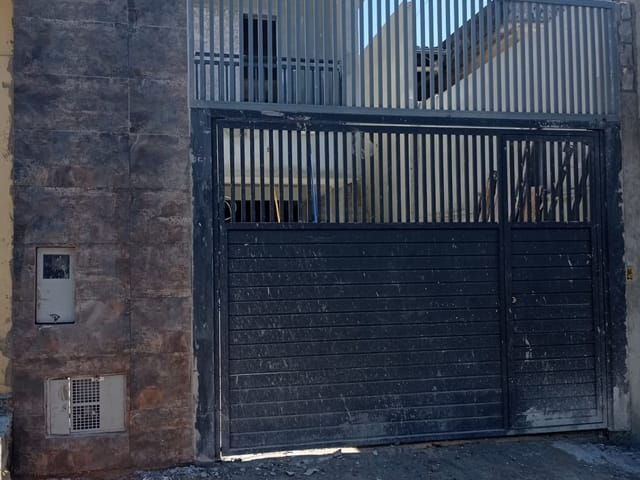 Foto do Casa - O´TIMA LOCALIZAÇÃO!!!   VENDO  CASA  NOVA  - TÉRREA, NA RUA NAGASAKI Taboão, Diadema, SP 2 dormitóros , 4 vagas de garagem  Duas cobertas e duas descobertas. | Mix Nascimento