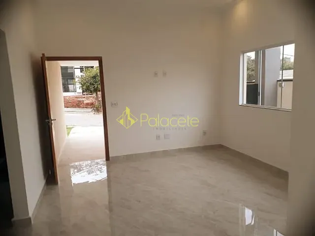 Casa com 279m² 3 quartos e 3 banheiros, à venda, no bairro Chácaras Cataguá em Taubaté