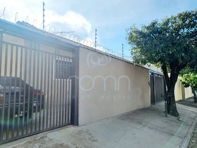 Casa com 225m² 3 quartos e 2 banheiros, à venda, no bairro Jardim Alto Alegre em São José do Rio Preto