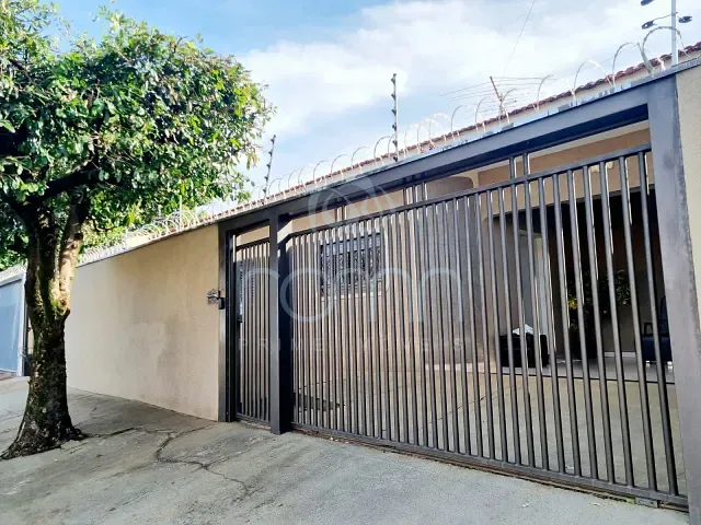 Casa com 225m² 3 quartos e 2 banheiros, à venda, no bairro Jardim Alto Alegre em São José do Rio Preto