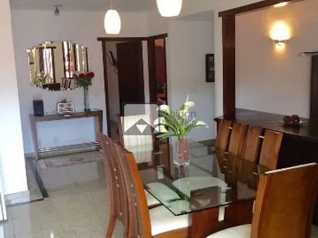 Casa com 550m² 3 quartos e 3 banheiros, à venda, no bairro Piratininga em Niterói