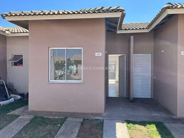 Casa com 100m² 2 quartos e 1 banheiro, para alugar, no bairro Garden RNI em Bady Bassitt