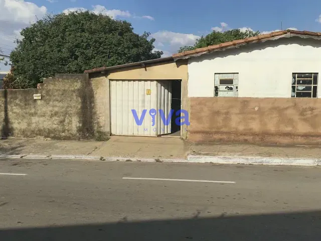 Casa 3 quartos e 3 banheiros, à venda, no bairro Setor Central em Aparecida de Goiânia