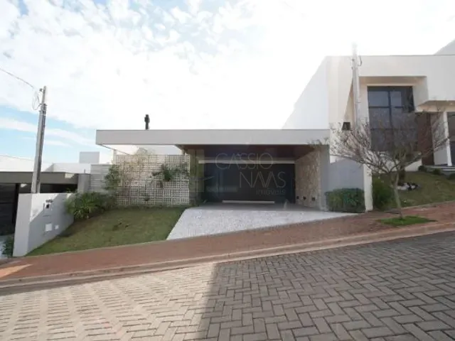 Casa com 220m² 2 quartos e 3 banheiros, à venda, no bairro Condomínio Vivere Parc em Apucarana