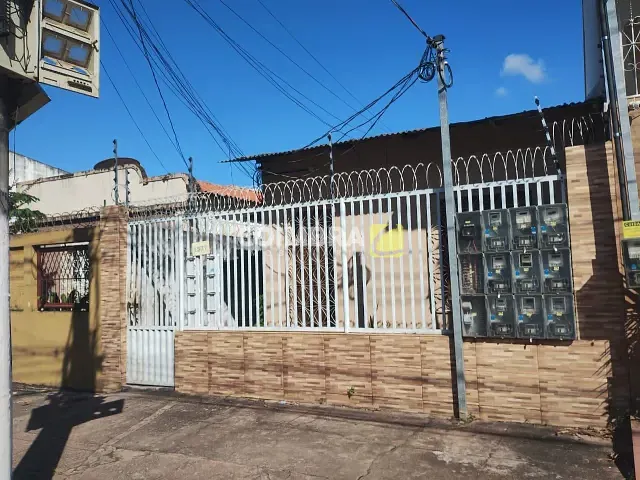 Casa com 27m² 1 quarto e 1 banheiro, para alugar, no bairro Santa Clara em Santarém