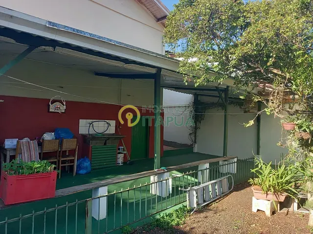 Casa com 300m² 3 quartos e 2 banheiros, à venda, no bairro Progresso em Londrina