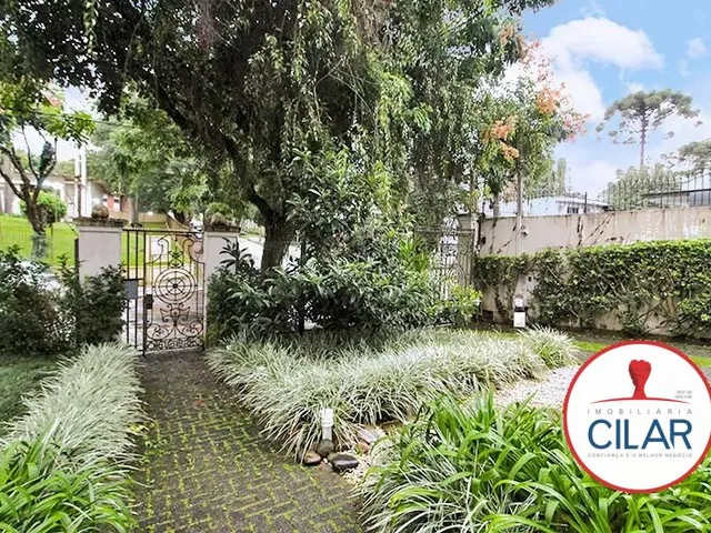 Prédio 5 quartos e 2 banheiros, para alugar, no bairro Centro em Curitiba