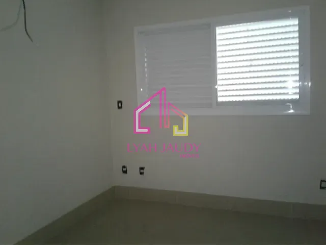 Casa com 140m² 2 quartos e 3 banheiros, para alugar, no bairro Jardim Santa Marta em Cuiabá