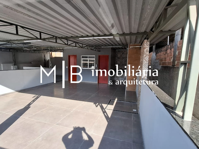 Casa 2 quartos e 2 banheiros, à venda, no bairro São Sebastião em Cataguases