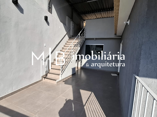 Casa 2 quartos e 2 banheiros, à venda, no bairro São Sebastião em Cataguases