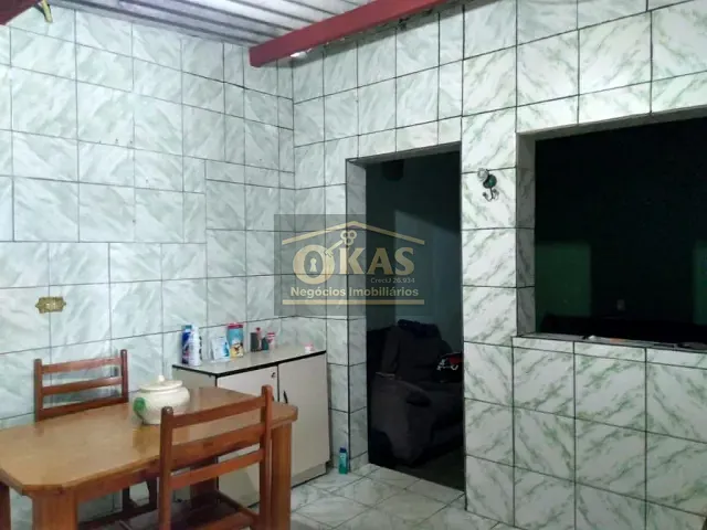 Casa com 300m² 5 quartos e 5 banheiros, à venda, no bairro Jardim Cacique em Suzano