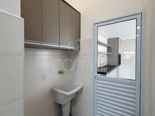 Casa 3 quartos e 2 banheiros, para alugar, no bairro RNI Versalhes em Bady Bassitt