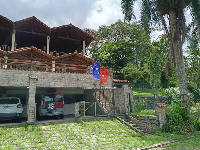 Casa com 945m² 3 quartos e 3 banheiros, à venda, no bairro Limoeiro em Guapimirim